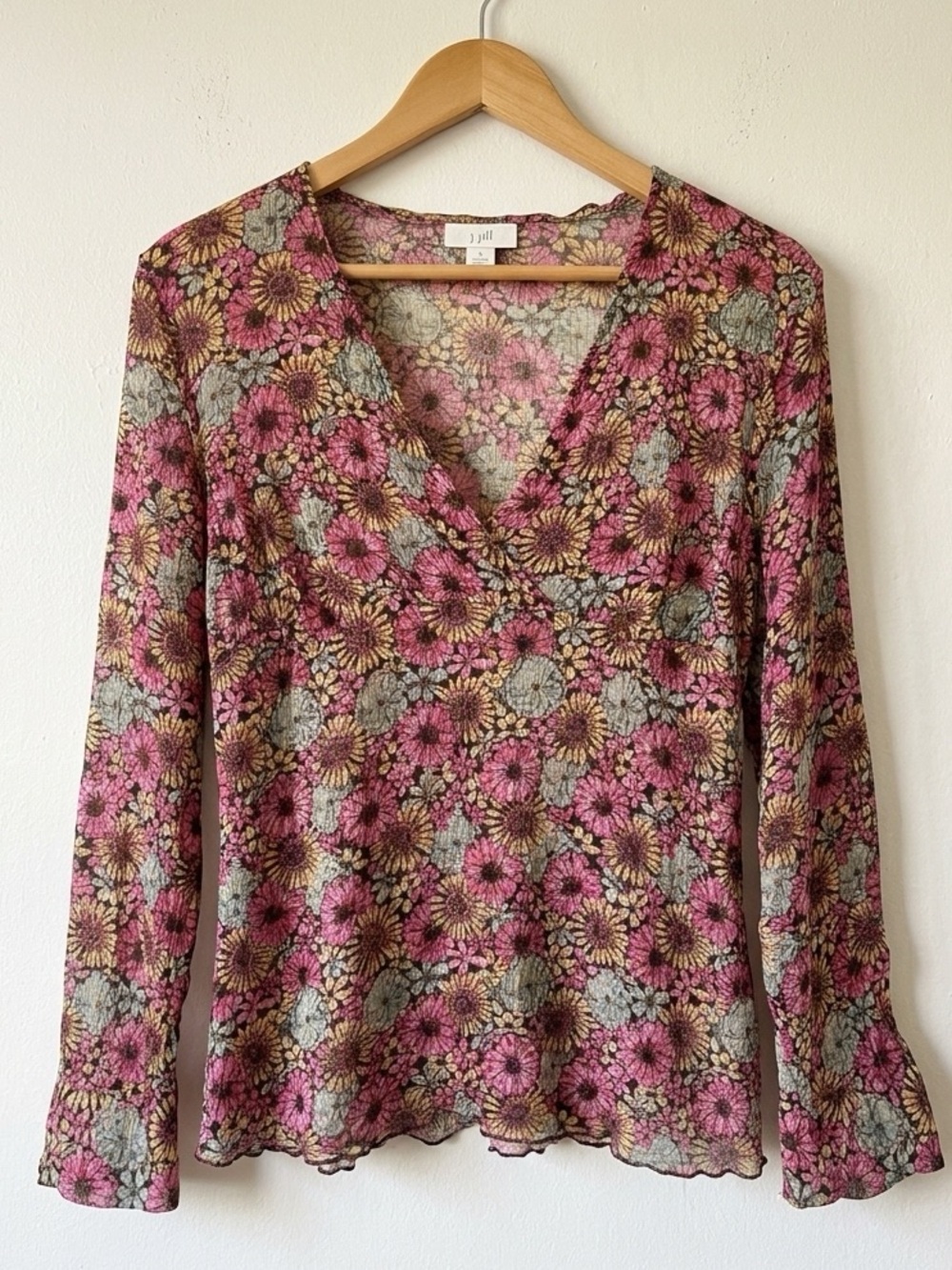 J. Jill Floral V-Neck Crinkle Gauze Blouse Burgundy Pink Large L Button Sleeve